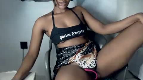 sonia  mis choco online show from 04/20/26, 07:44