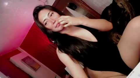 its me CLAUDIA online show from 06/13/26, 03:37