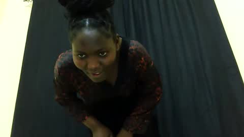 Milly online show from 09/27/25, 07:19