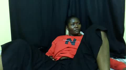 Milly online show from 10/12/25, 06:07