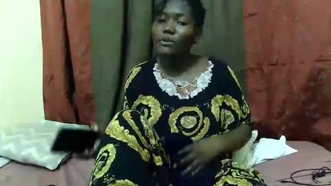 Milly online show from 11/07/25, 07:14