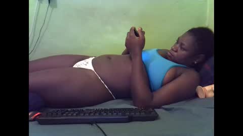 Snapshot of hot_girlly chatting on 11/15/25, 03:26 hot_girlly online show from 11/15/25, 03:26