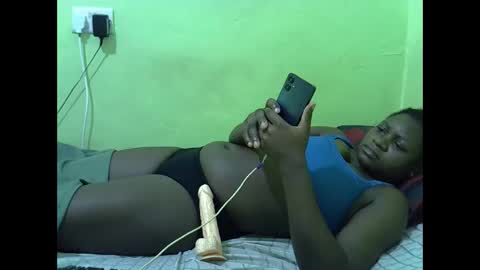 hot_girlly online show from 11/27/25, 05:48