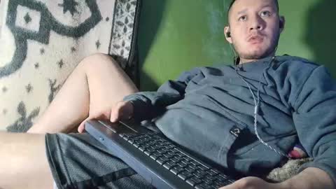 hot_guy36 online show from 12/02/25, 03:34