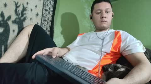 hot_guy36 online show from 04/27/26, 05:22