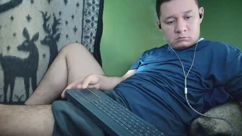 hot_guy36 online show from 05/25/26, 04:46