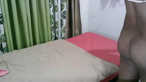 Snapshot of hot_jenile01 chatting on 02/12/26, 11:33 hot_jenile01 online show from 02/12/26, 11:33