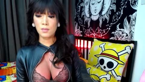 Jessica Cumshow FOLLOW ME online show from 03/25/26, 10:05