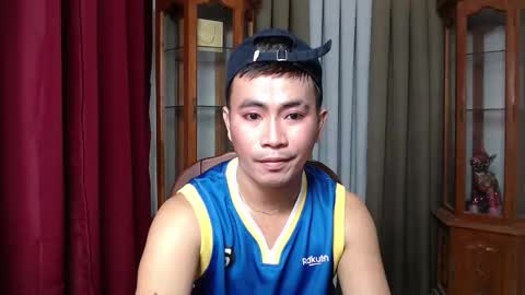 hot_khevin online show from 09/10/25, 01:00