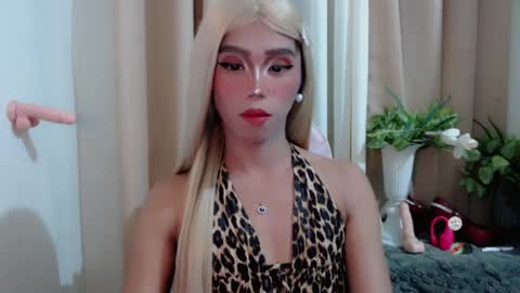 Khianna online show from 05/24/26, 02:11