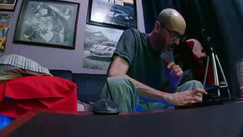 hot_krispy_kreme online show from 04/29/26, 04:16