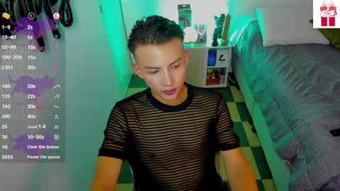 Alejandro online show from 07/13/26, 10:12