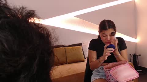 Alana online show from 01/31/25, 08:54