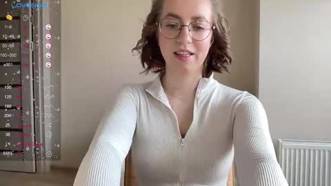 Snapshot of hot_lliinns chatting on 02/20/25, 10:59 Lina online show from 02/20/25, 10:59