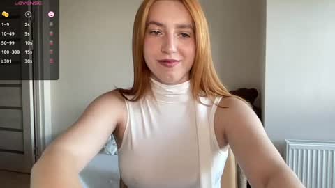 Lina online show from 06/17/26, 08:17