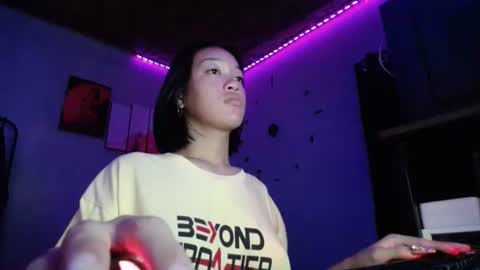 Snapshot of hot_lunax chatting on 01/02/25, 07:55 khim online show from 01/02/25, 07:55