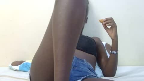 Snapshot of hot_melanie1 chatting on 04/11/26, 06:29 hot_melanie1 online show from 04/11/26, 06:29