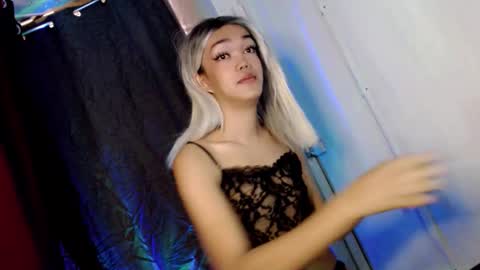 hot_moma69 online show from 03/21/26, 02:05