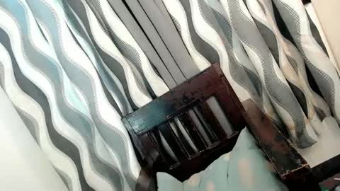 SWEET AGATHA online show from 02/06/25, 07:45