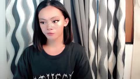 SWEET AGATHA online show from 03/08/25, 05:59