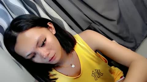 SWEET AGATHA online show from 03/12/25, 08:08