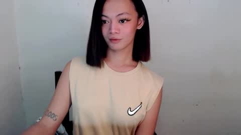 SWEET AGATHA online show from 10/17/25, 06:38