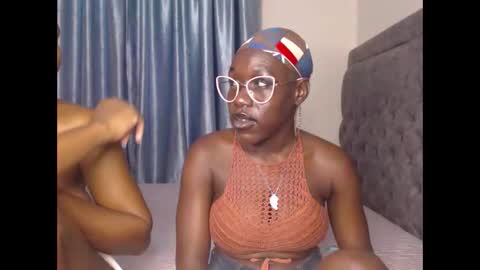 Hot petite online show from 10/16/25, 06:42