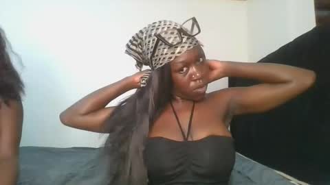 Hot petite online show from 04/08/26, 09:04