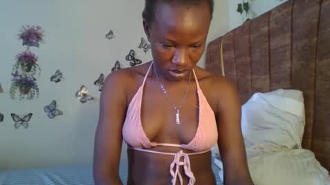 hot petite100 online show from 04/11/26, 07:13