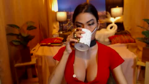 Snapshot of hot_pleasure_cock chatting on 06/04/26, 09:59 Julli Anna online show from 06/04/26, 09:59