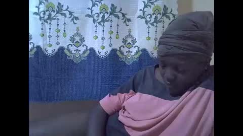 RAYLAH online show from 01/07/26, 08:11