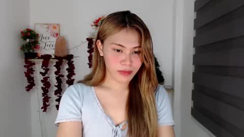 Selena online show from 03/05/25, 06:12