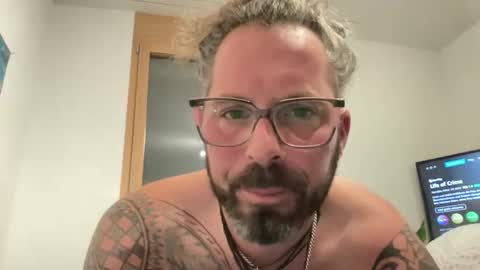 letmedoo2 online show from 01/31/26, 08:18