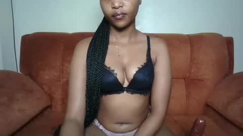 Bellah online show from 05/11/26, 01:22