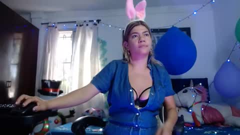 hot sexy bunny online show from 01/18/25, 12:36
