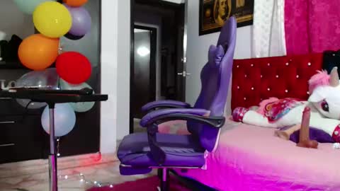 Snapshot of hot_sexy_bunny chatting on 02/02/26, 11:03 hot sexy bunny online show from 02/02/26, 11:03