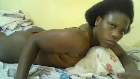 hot_shannia online show from 04/16/26, 09:43