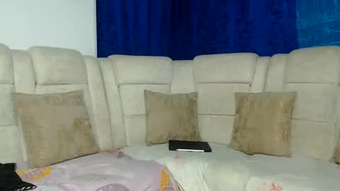 Hot Sharks   online show from 07/22/26, 07:22