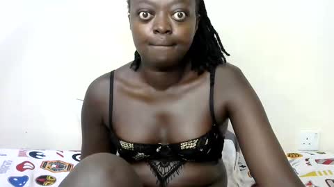 hot_tashaa online show from 11/05/25, 07:08