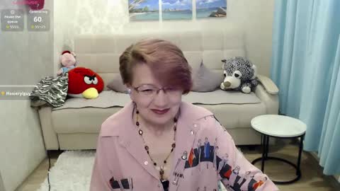 Sofia online show from 05/17/26, 01:18