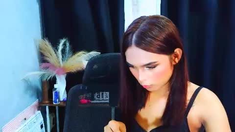 Snapshot of hot_xirene chatting on 07/19/26, 07:23 hot_xirene online show from 07/19/26, 07:23