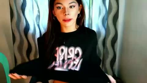 Yanna online show from 04/09/26, 03:17