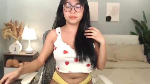 hotasian_gabby69 online show from 02/02/26, 01:21