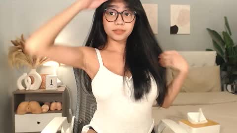 hotasian_gabby69 online show from 02/12/26, 02:23