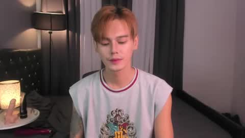 Snapshot of hotasiankenn chatting on 07/13/26, 01:36 Kenny online show from 07/13/26, 01:36
