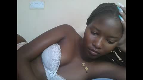 love online show from 10/16/25, 09:54