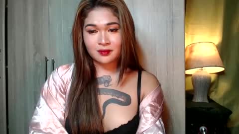 Snapshot of hotbabealjie chatting on 02/01/25, 05:05 Aljie online show from 02/01/25, 05:05