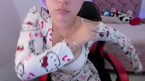 lesly and ander online show from 05/11/26, 07:11