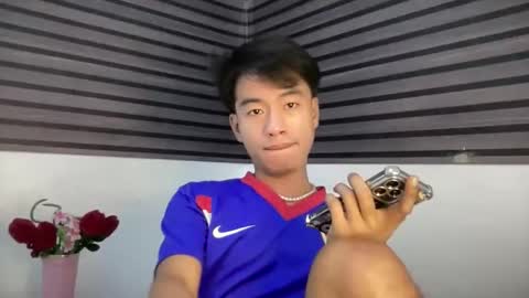 hotboy_marc online show from 04/29/26, 12:05