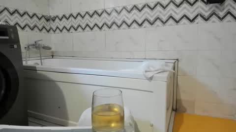 hotboyvicky online show from 04/19/26, 12:48